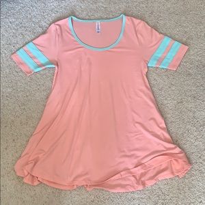LuLaRoe shirt